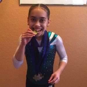 Meet your Posher, Joelle