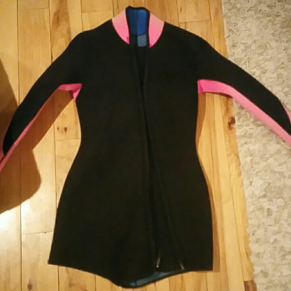 Woman's short wetsuit