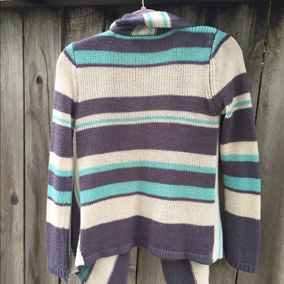 Cardigan - Picture 2 of 2