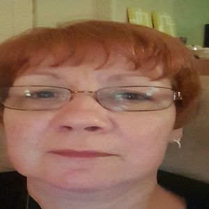 Meet your Posher, Cleo