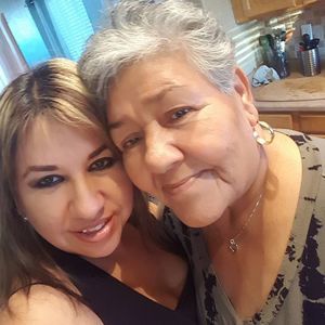 Meet your Posher, Sandra
