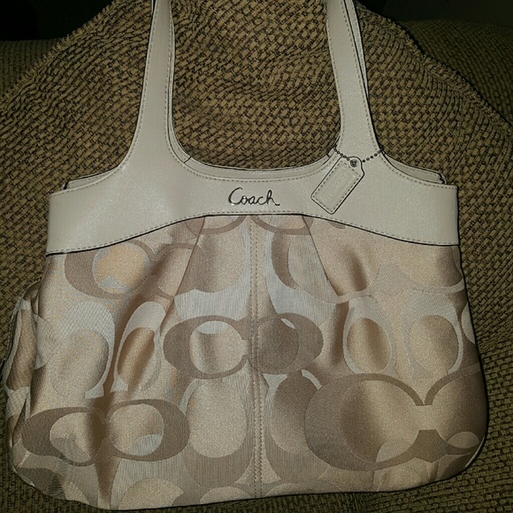 Coach Optic Lexi Handbag Satchel Purse Tote - Picture 1 of 4