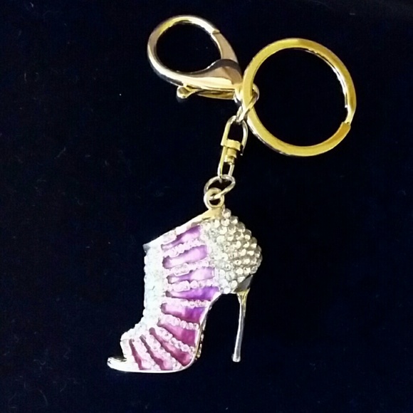 SOLD****Rhinestone high heel keyring. - Picture 4 of 4