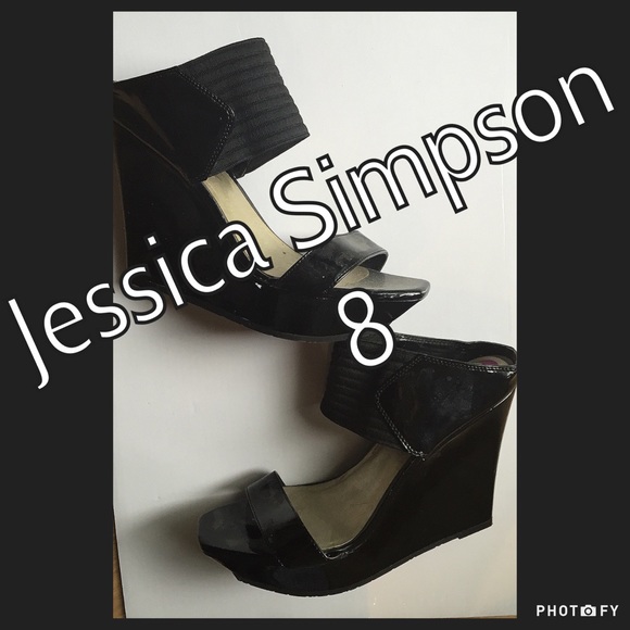 Black wedge