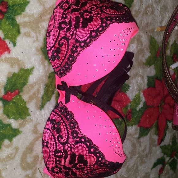 Bra - Picture 1 of 1