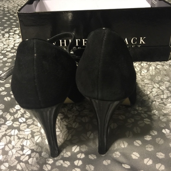 White House Black Market black heels - Picture 2 of 3