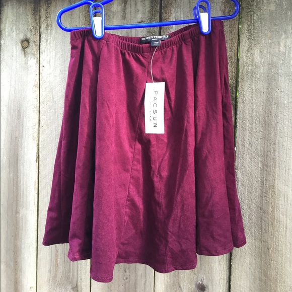 🆕Brandy Melville Skirt🆕