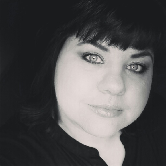 Meet your Posher, Jen