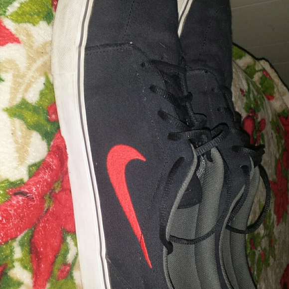 Shoes - Picture 1 of 2