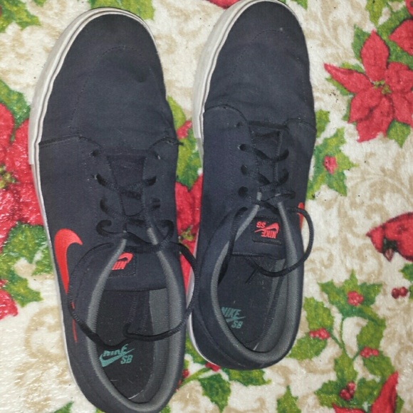 Shoes - Picture 2 of 2