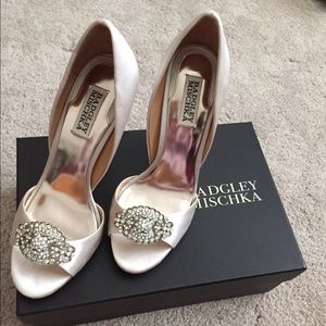 Gorgeous Badgley Mischka shoes