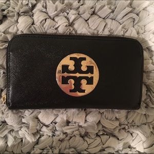 Tory Burch Zip Wallet