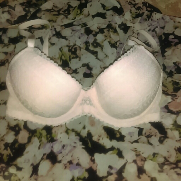 H&M Light Pink Lace Sexy yet comfy Bra