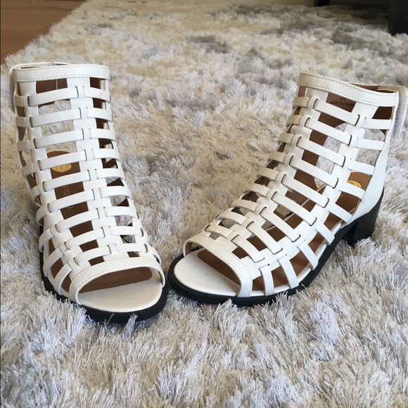 women's or big girl booties