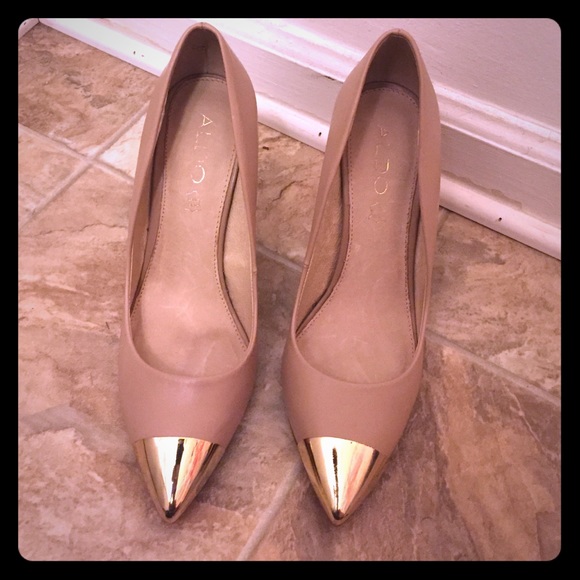 Aldo Gold Peep 5"