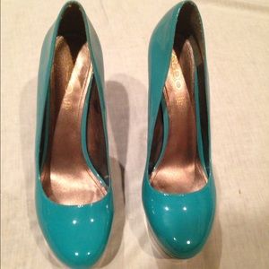 Teal pump