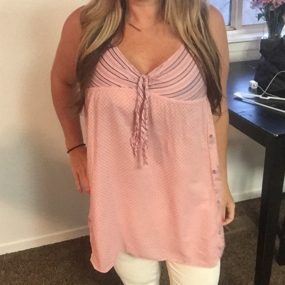 Solemis Tops - Adorable pink and navy tunic