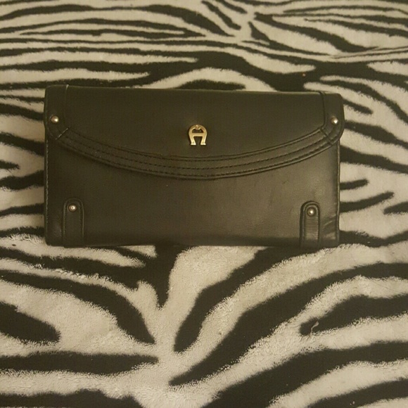 Etienne Aigner Wallet