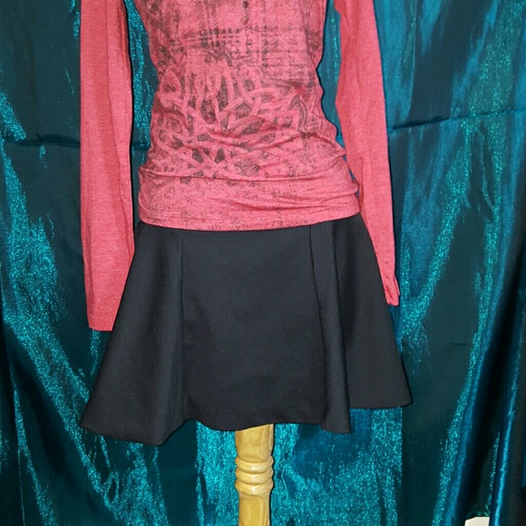 Elle Skater Skirt. - Picture 2 of 4