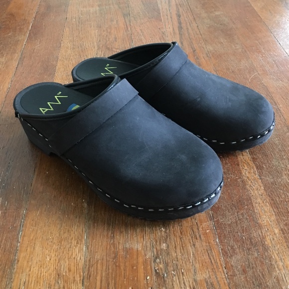 AM Shoes - AM black slip on wooden clogs