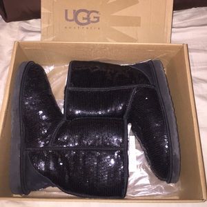 Black Sequence Uggs