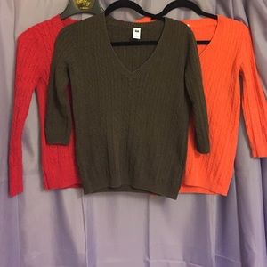 Cable knit sweater bundle: red, orange, brown