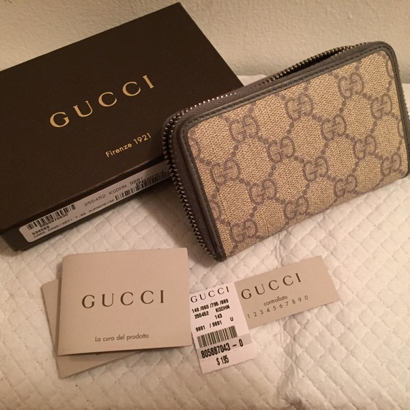 Gucci Grey Zip Wallet/Card Case