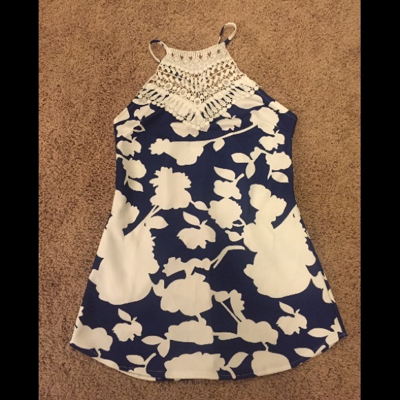 Summer dress - Picture 2 of 4