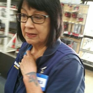 Meet your Posher, Georgia