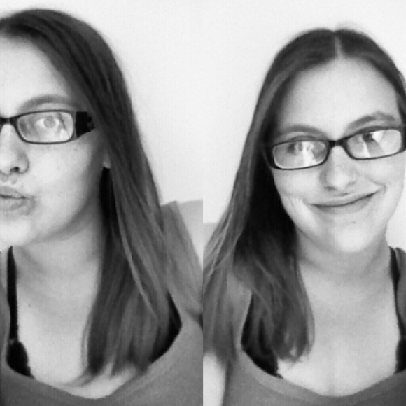 Meet your Posher, Ashley - Picture 1 of 1