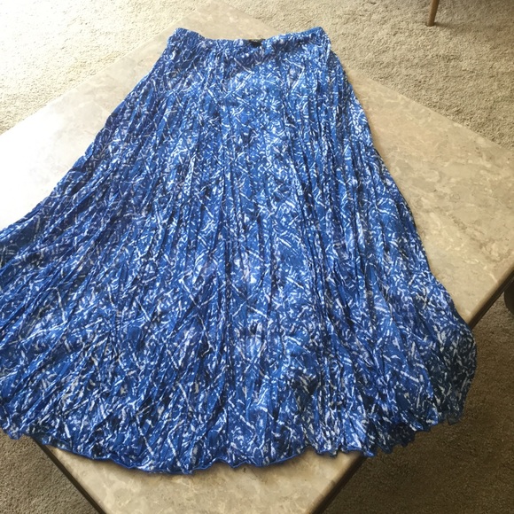 Zac & Rachel Dresses & Skirts - 💥💥$5.00 BUNDLE BLAST!!💥💥💎Zac & Rachel skirt💎