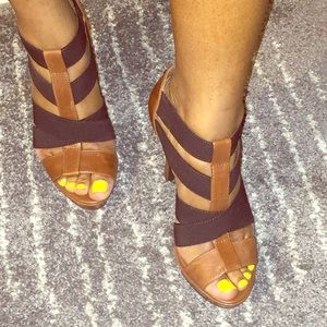*SOLD *Brown on Brown heels