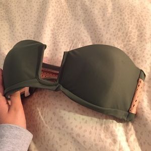 Acacia swimwear Monaco top in Palm