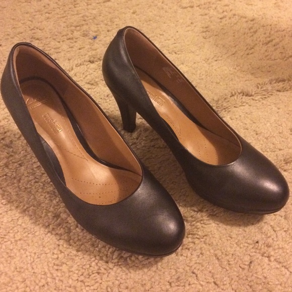 Clarks Real Leather Soft Cushioned Heels