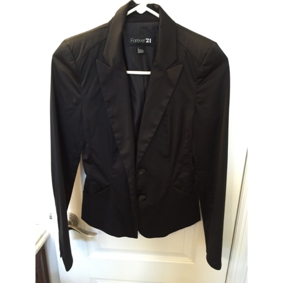 Blazer - Picture 1 of 4