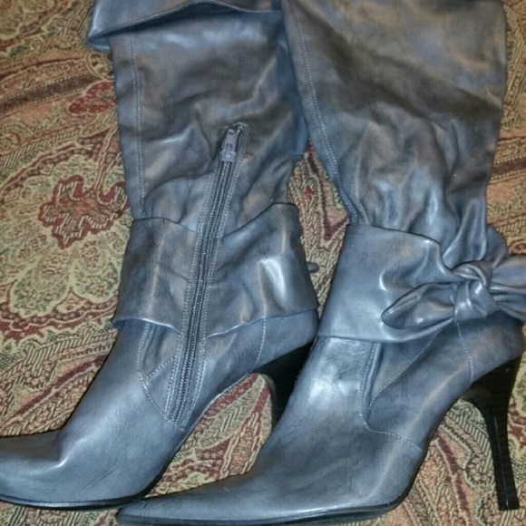 Gray Rampage  Boots
