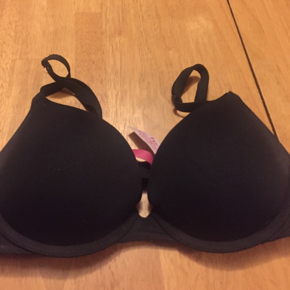 Black push up bra