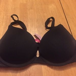 Black push up bra