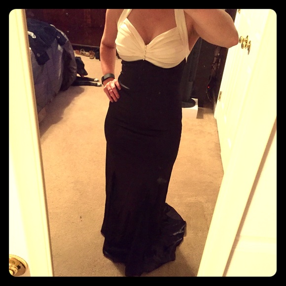 Dresses & Skirts - {Elegant Gown}