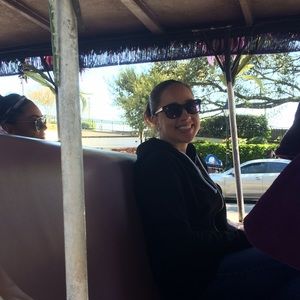 Meet your Posher, Jennifer