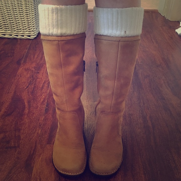 UGG Shoes - UGG Platform lace up boots