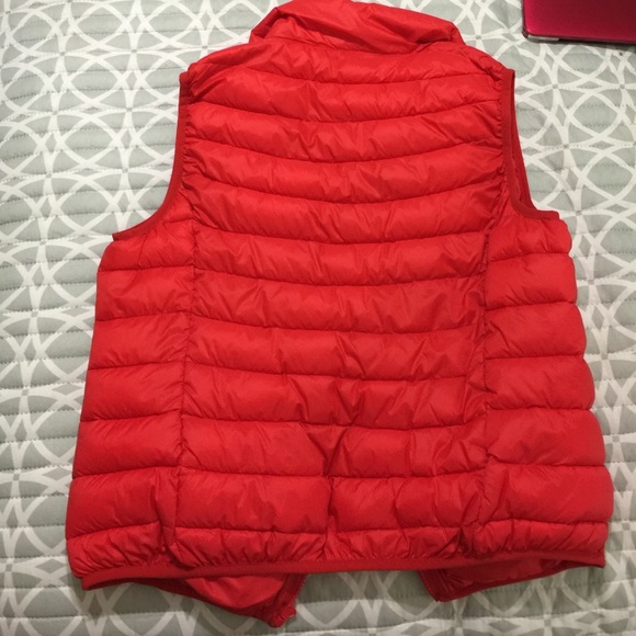 Red bomber vest - Picture 3 of 4