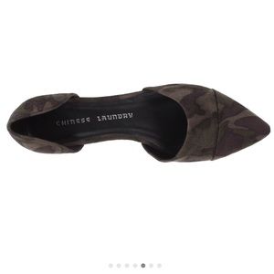 Chinese laundry camo D'orsay flat