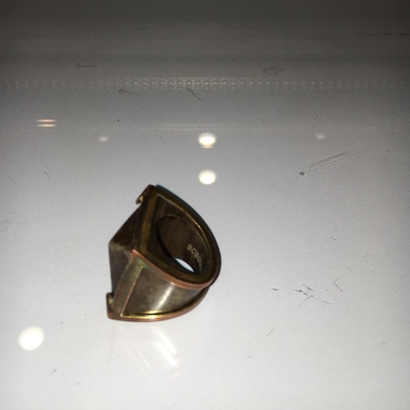 Ring - Picture 2 of 3