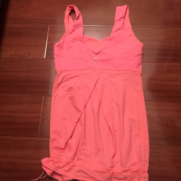 Lulumemon size 4 - Picture 3 of 3