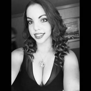 Meet your Posher, Amelia