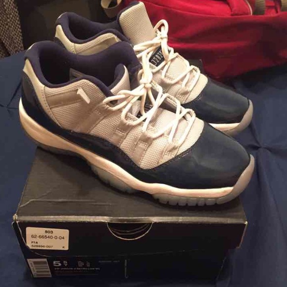 RESERVED ⚡️Georgetown 11 low