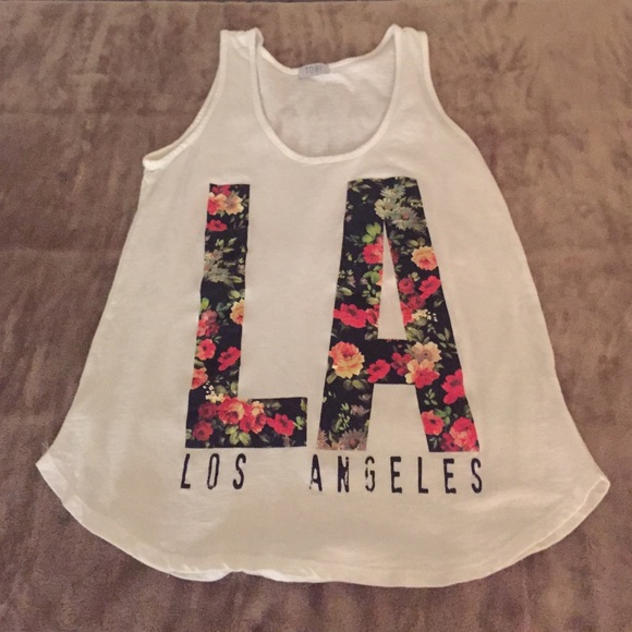 Tobi Los Angeles Tank Top - Picture 2 of 3