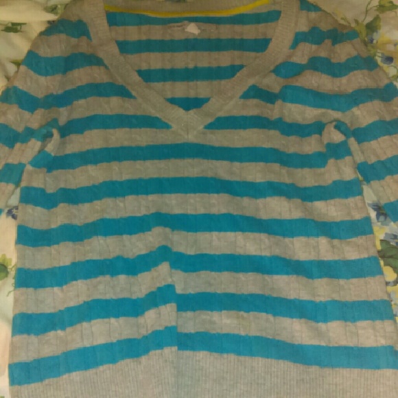 Old navy blue stripped sweater
