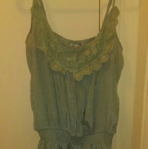 Very cute body central tank!?